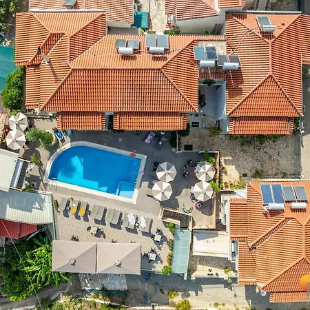 Aparthotel Panorama Apartments, 4*
